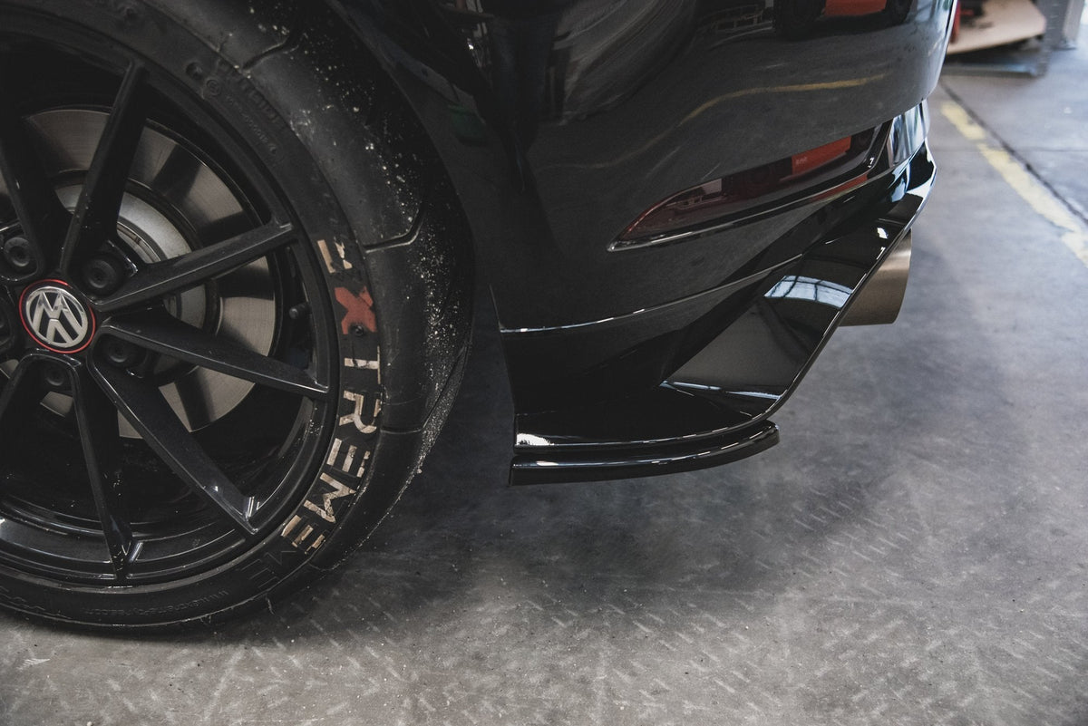 Splitters laterales traseros para Volkswagen Golf Mk7 GTI TCR