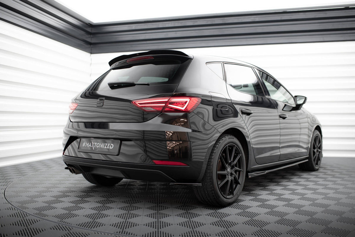 Splitters laterales traseros V.1 para Seat Leon Hatchback Mk3 Facelift