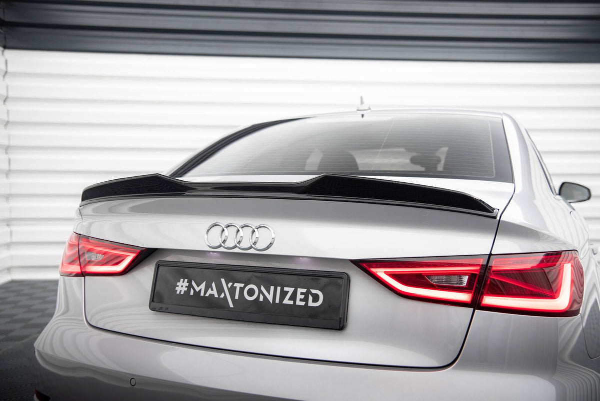 Extensión de alerón 3D para Audi A3 / A3 S-Line / S3 Sedan 8V
