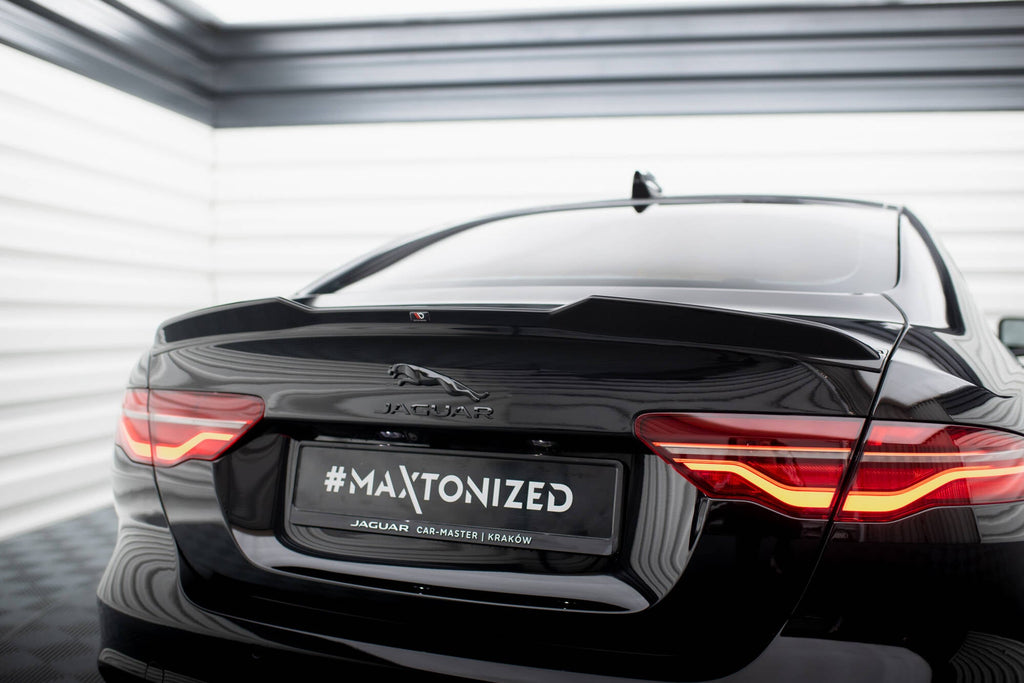 Extensión de alerón 3D para Jaguar XE X760 Facelift