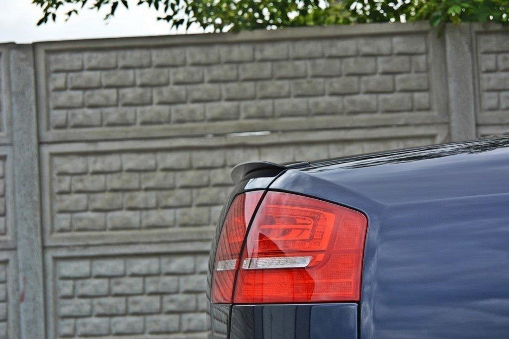 Extensión de alerón para Audi A8 D3