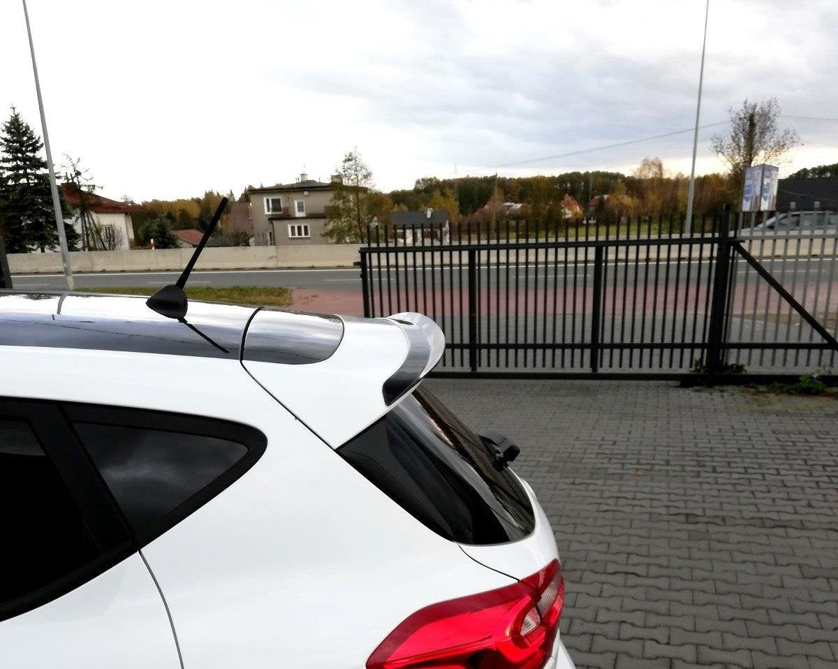 Extensión de alerón para Ford Fiesta Mk8
