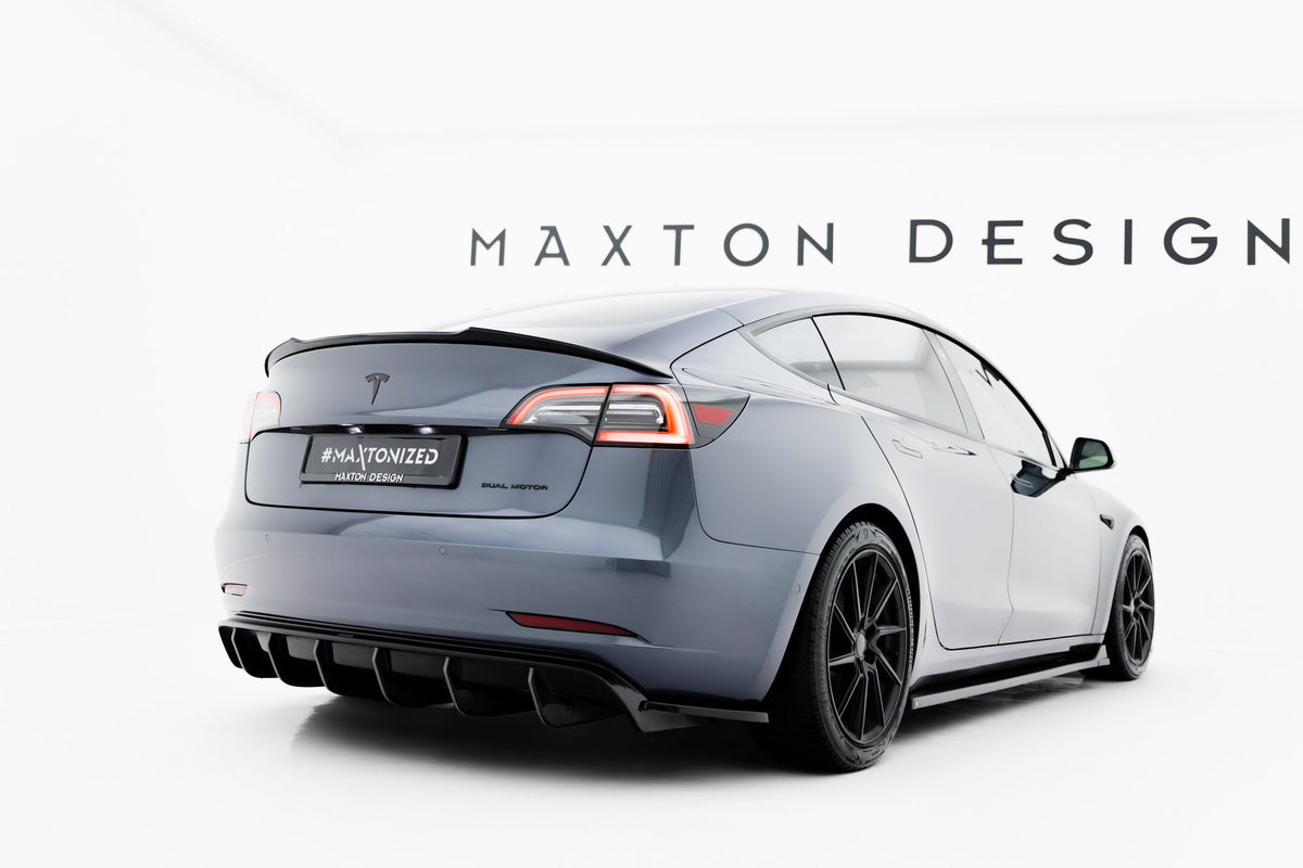 Extensión de alerón para Tesla Model 3