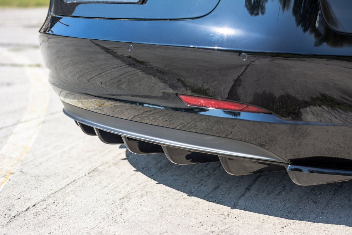 Difusor trasero para Tesla Model 3