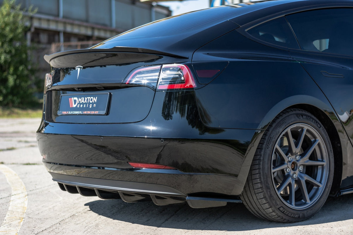 Difusor trasero para Tesla Model 3