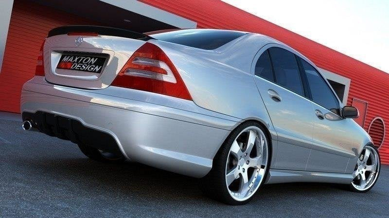 Parachoques trasero para Mercedes C W203 AMG 204 LOOK