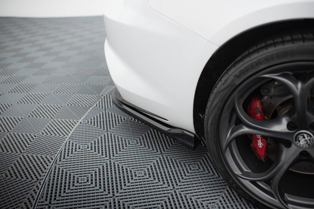 Kit de splitters para Alfa Romeo Giulia Quadrifoglio