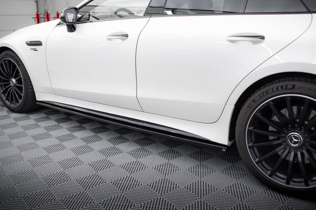 Kit de splitters para Mercedes-AMG GT 43 4 Door Coupe V8 Styling Package X290