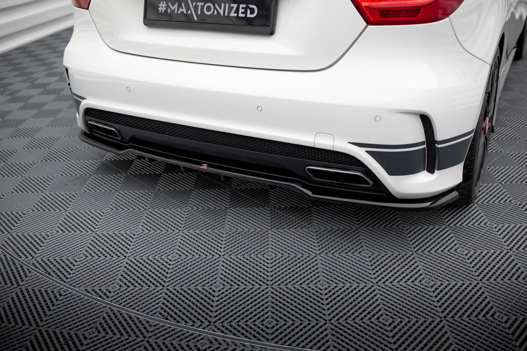 Kit de splitters para Mercedes-Benz A45 AMG W176