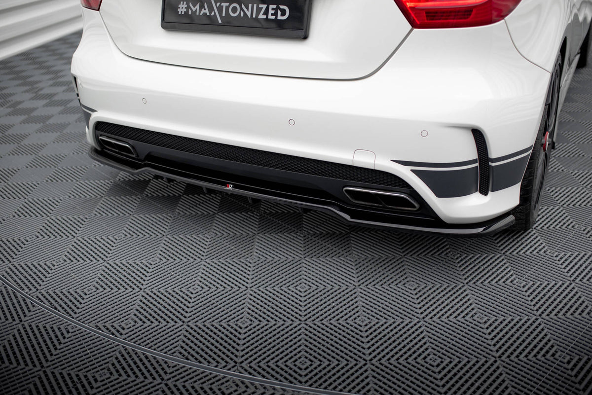 Kit de splitters para Mercedes-Benz A45 AMG W176