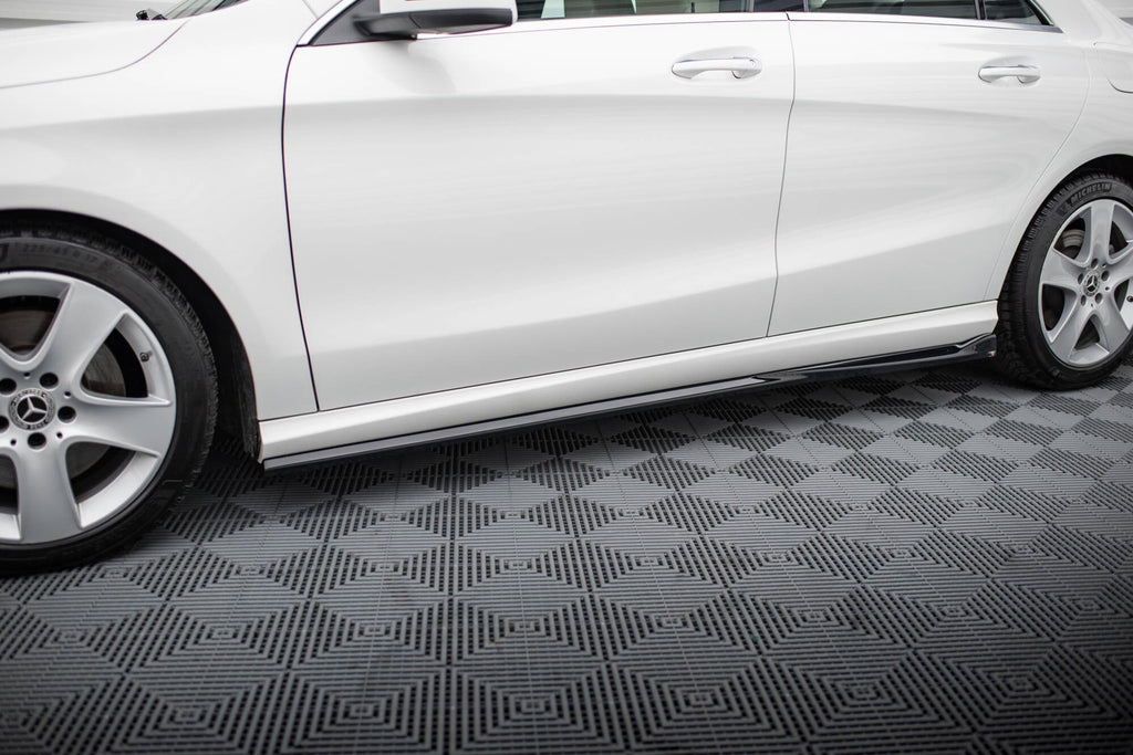 Kit de splitters para Mercedes-Benz CLA C117 Facelift