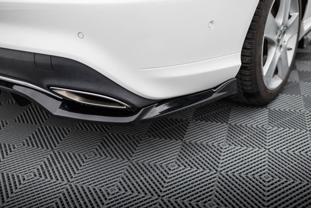 Kit de splitters para Mercedes-Benz CLA C117 Facelift