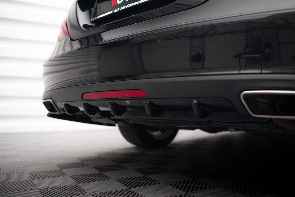 Kit de splitters para Mercedes-Benz CLS C218 Facelift
