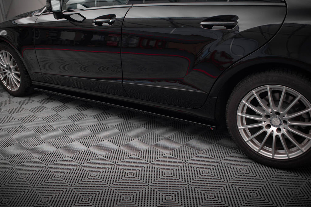 Kit de splitters para Mercedes-Benz CLS C218 Facelift
