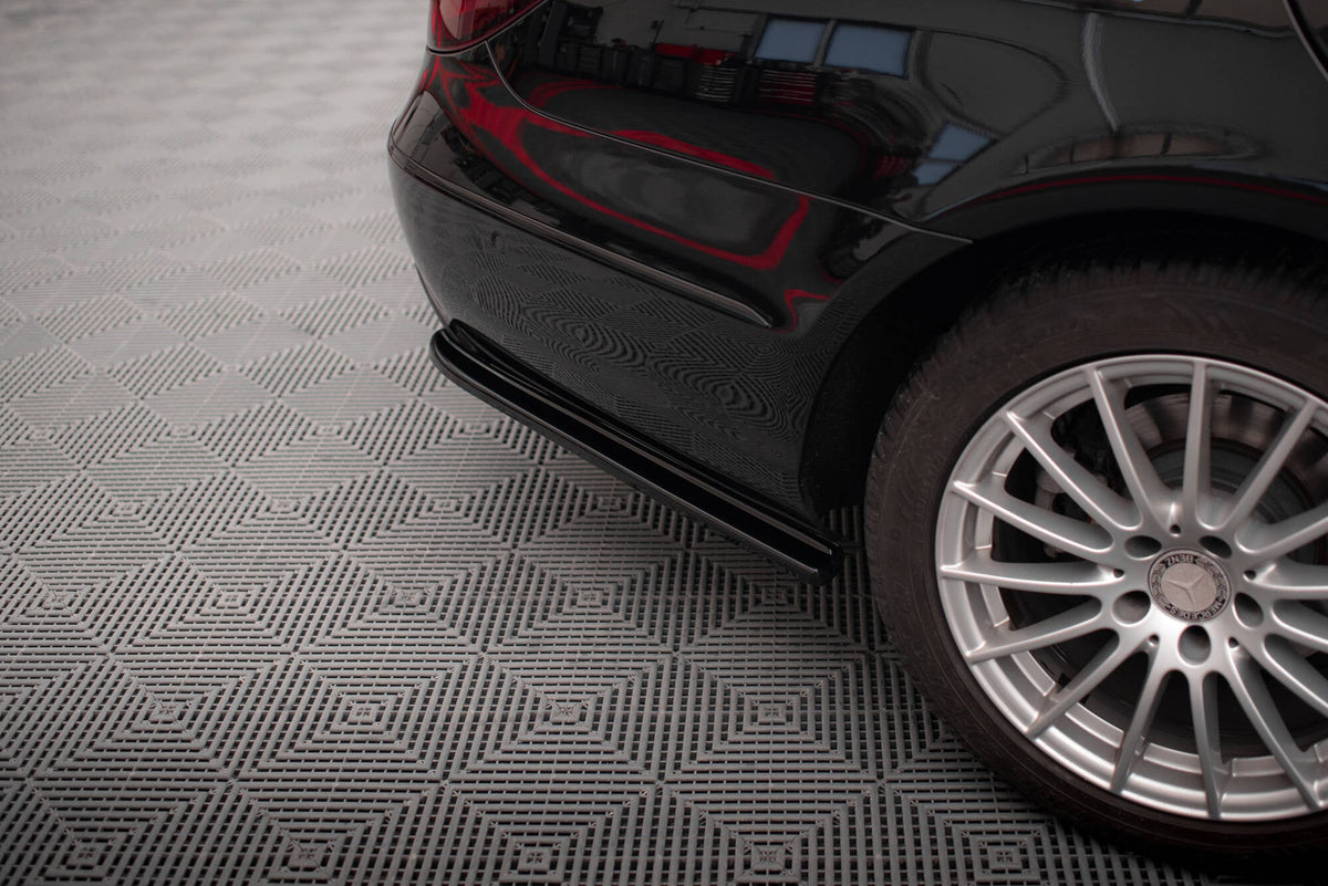 Kit de splitters para Mercedes-Benz CLS C218 Facelift