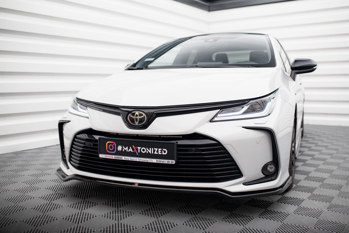 Kit de splitters para Toyota Corolla Mk12 Sedan