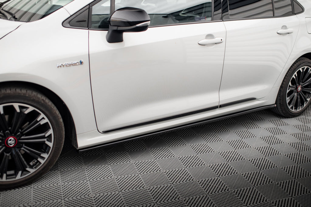 Kit de splitters para Toyota Corolla Mk12 Sedan