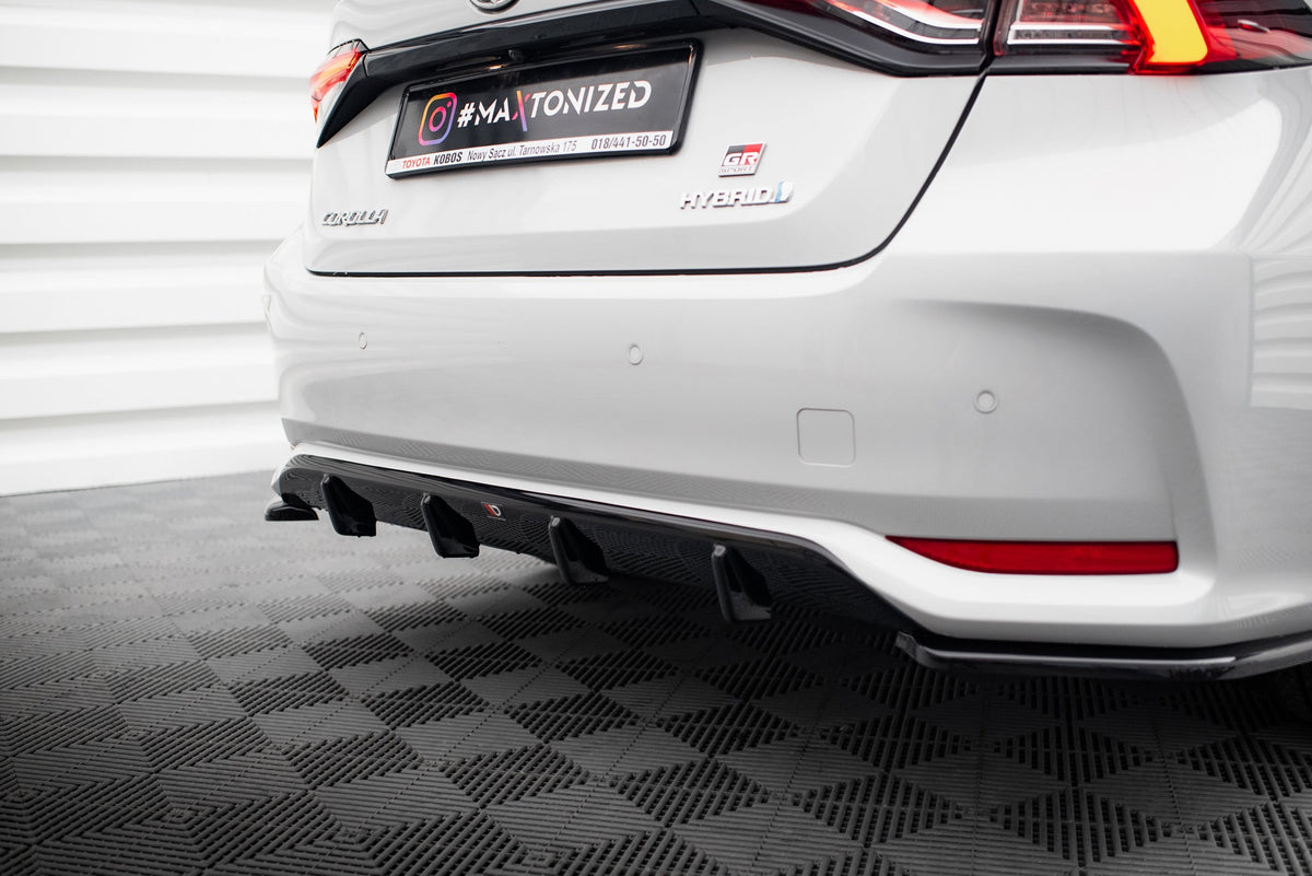 Kit de splitters para Toyota Corolla Mk12 Sedan