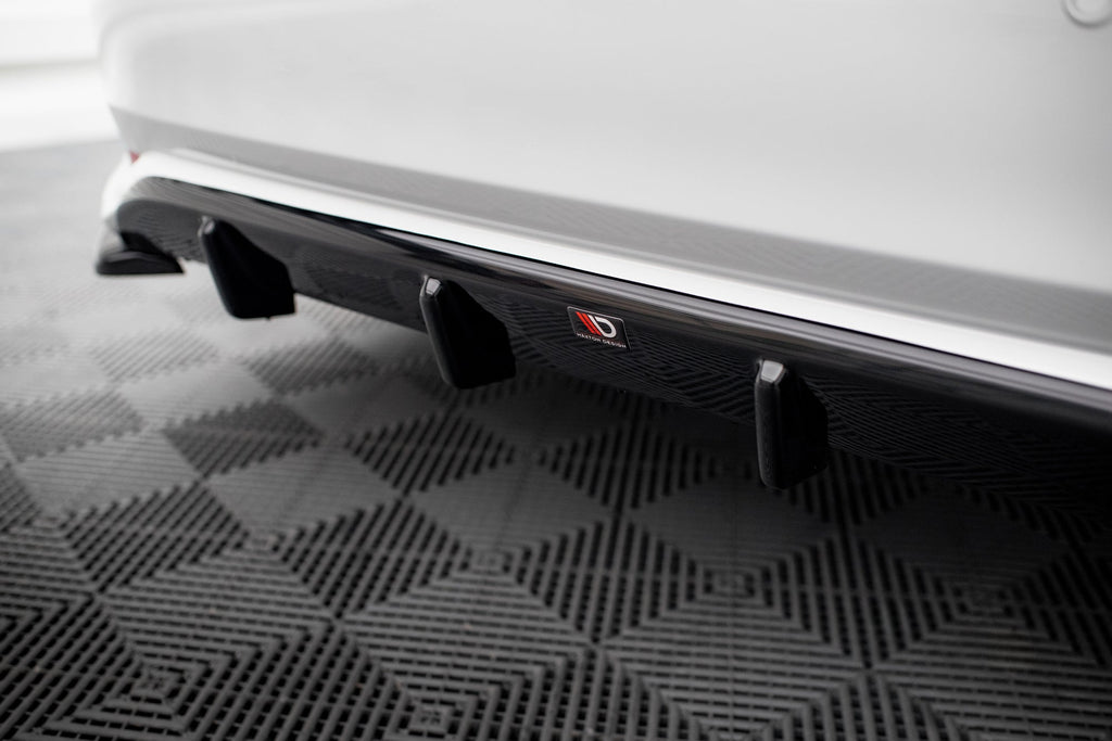 Kit de splitters para Toyota Corolla Mk12 Sedan