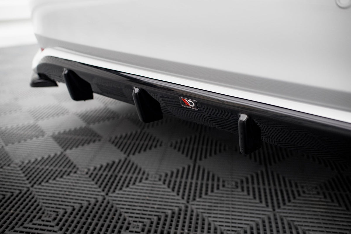 Kit de splitters para Toyota Corolla Mk12 Sedan