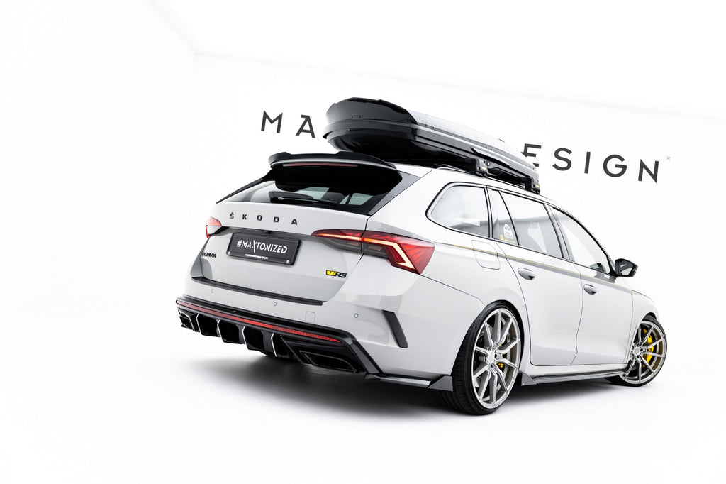 Kit de splitters V.2 para Skoda Octavia RS Combi Mk4