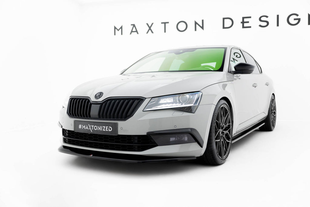Kit de splitters para Skoda Superb Liftback Mk3