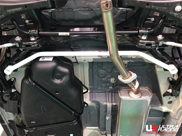 Barra inferior trasera (4160) Ultra Racing para Proton X70 1.8T 2WD CKD 20+