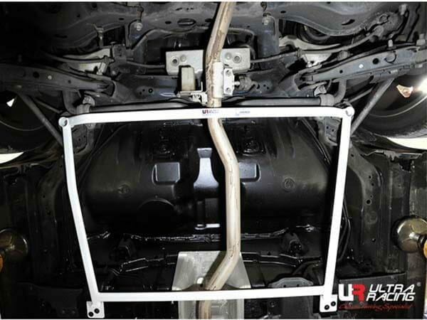Barra inferior trasera (2247) Ultra Racing para Renault Samsung SM5 (L43) 1.6T/2.0/2.5 09+