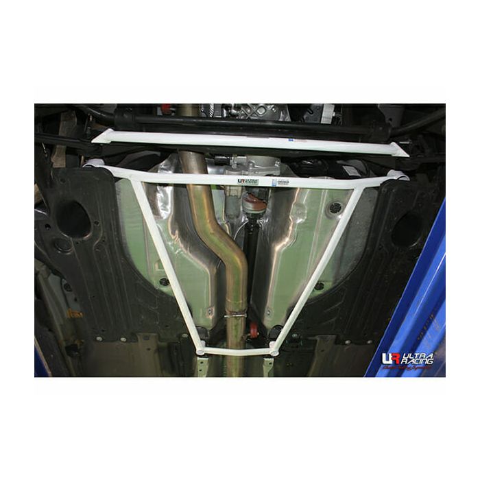 Ultra Racing Rear Lower Bar (3231) for Volvo XC60 T6R 3.0 4WD FL 10-17