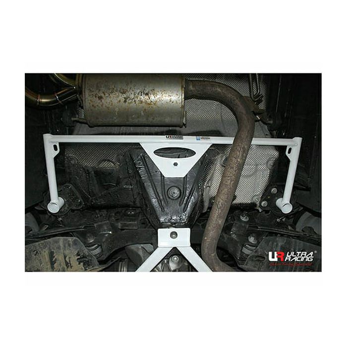 Ultra Racing Rear Lower Bar (3263) for BMW 3 Series F31/F36 (320D/420D) 2.0D 4WD TOURING 12-15