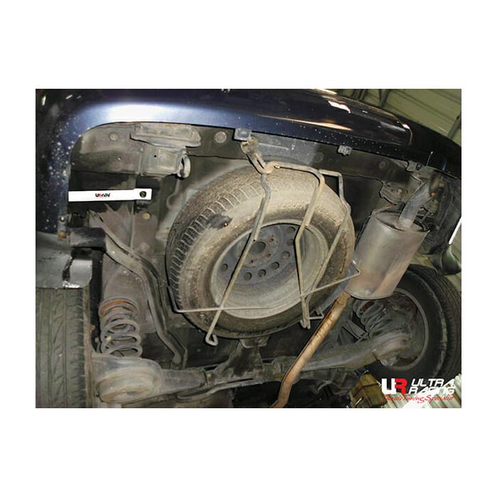 Ultra Racing rear lower bar (3189P) for Hyundai Trajet 2.0 2WD 99-08