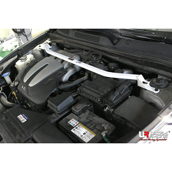Barra de torre delantera superior Ultra Racing HG 3.0 LPI 11+ para Hyundai Grand