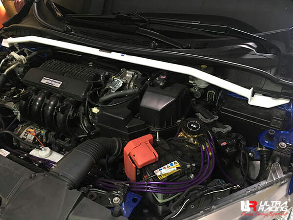 Barra de torre delantera superior (3724) Ultra Racing para Honda City (GM6) 1.5 2WD LHD 14+