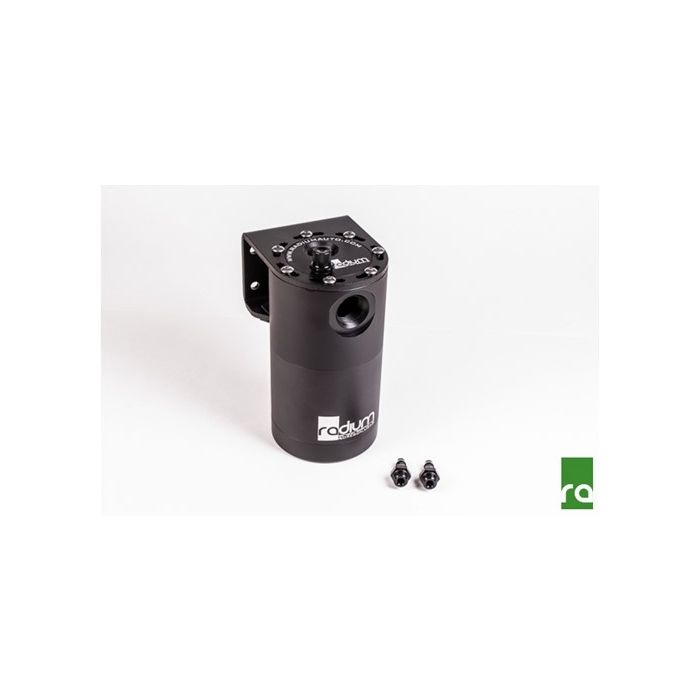 Separador universal de aire y aceite con retorno (AOS-R) de Radium Engineering