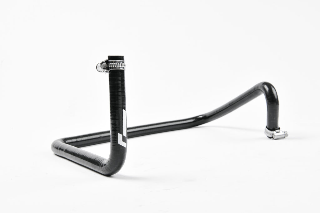 RacingLine R600 Coolant UnderHose para MQB 1.8 2.0 TSI EA888.3 Golf mkVIII R
