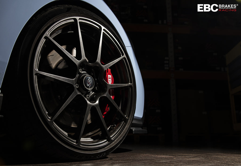 BBK006BLK-1 Big brake kit EBC Brakes para Ford Fiesta Mk8 ST