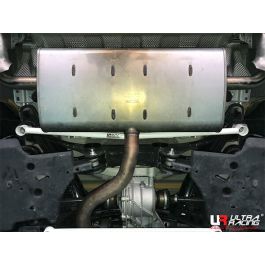 Rear Lower Bar (4166) Ultra Racing for Volvo XC40 2.0T 4WD 18+