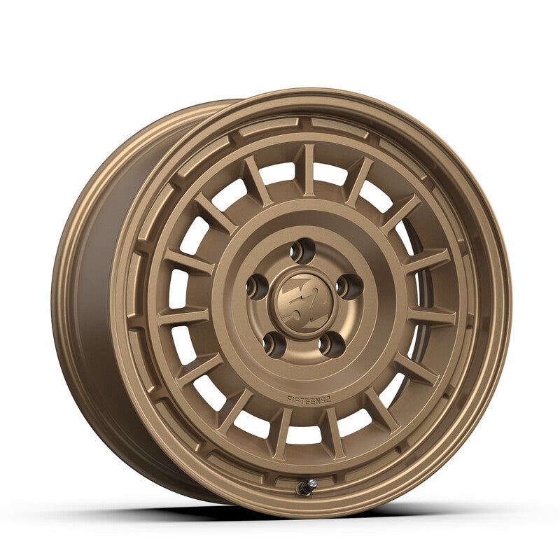 Llanta Fifteen52 Alpen MX 17x8" 6x130 ET40 Desert Bronze